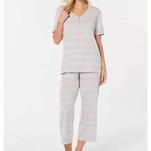 Charter Club
Short Sleeve Cropped Pant Pajama Set